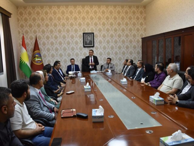President of Salahaddin University Meets with staff of College of Law and Political Sciences